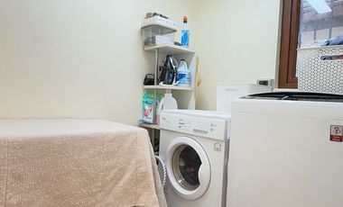 SE VENDE EXCELENTE Y RENOVADA CASA BARRIO LOMAS DE MIRASUR