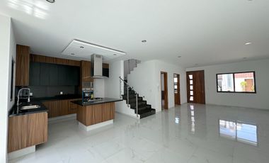Casa nueva en Coto Español Valle Imperial
