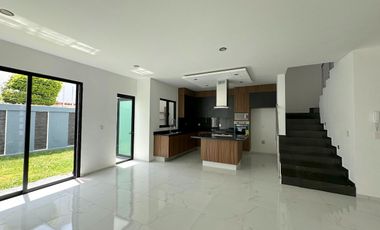 Casa nueva en Coto Español Valle Imperial