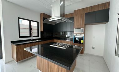Casa nueva en Coto Español Valle Imperial