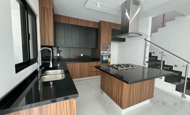 Casa nueva en Coto Español Valle Imperial