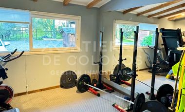 Vendemos espectacular Casa de Campo 100% remodelada en Frutillar