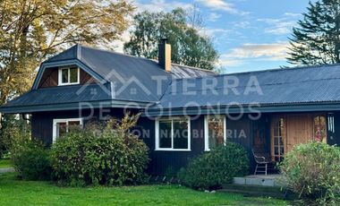 Vendemos espectacular Casa de Campo 100% remodelada en Frutillar