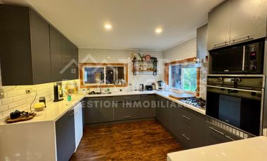 Vendemos espectacular Casa de Campo 100% remodelada en Frutillar