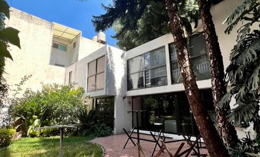 Venta de Casa en del Valle. Se Pueden Desarrollar 5 Propiedades.