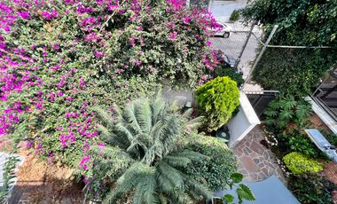 Venta de Casa en del Valle. Se Pueden Desarrollar 5 Propiedades.