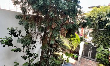 Venta de Casa en del Valle. Se Pueden Desarrollar 5 Propiedades.