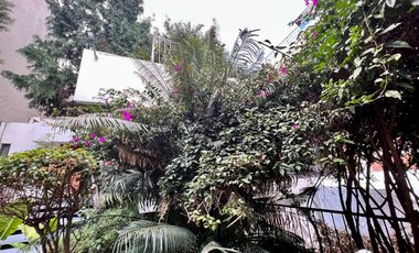 Venta de Casa en del Valle. Se Pueden Desarrollar 5 Propiedades.