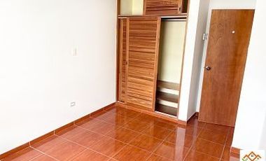 DUPLEX AMUEBLADO CON COCHERA LOS BAÑOS DEL INCA, Cajamarca