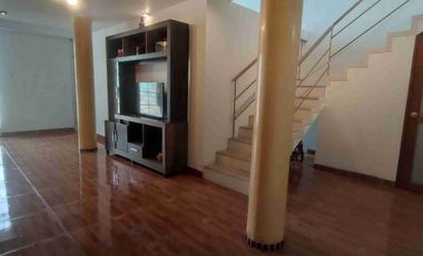 🏡✨ Venta de casa de 2 pisos en Urb. Los Educadores – Piura ✨🏡