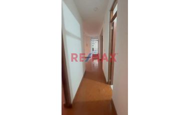 Alquiler De Departamento En Estreno 1er Piso -Pascana