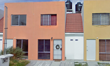 AMPLIA CASA CON AMENIDADES EN ESTADO DE MÉXICO