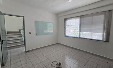 EDIFICIO EN VENTA, CENTRO, 3 NIVELES, ROOF GARDEN, TUXTLA GUTIERREZ, CHIAPAS