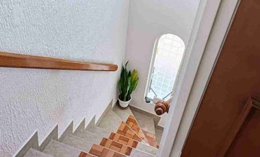 SE VENDE HERMOSA CASA EN FUSAGASUGA EXCELENTE UBICACIÓN EN SAN MATEO.