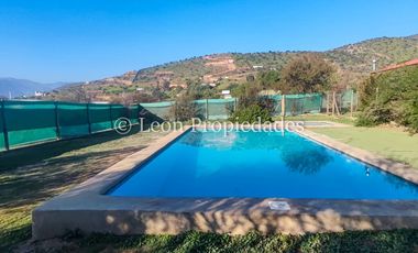 Leon Propiedades arrienda hermosa casa en Lo águila, Curacaví