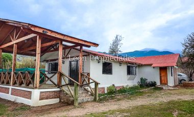 Leon Propiedades arrienda hermosa casa en Lo águila, Curacaví