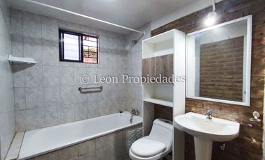 Leon Propiedades arrienda hermosa casa en Lo águila, Curacaví