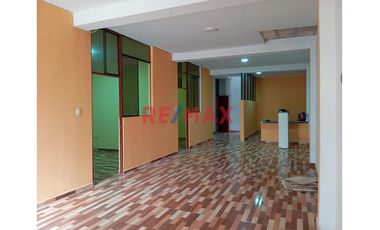 Vendo Casa De Dos Pisos Pachacutec Ventanilla