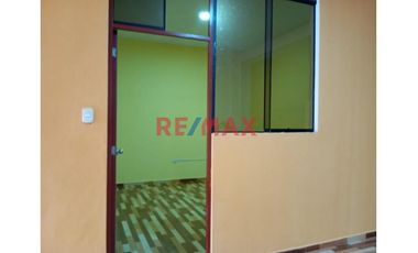 Vendo Casa De Dos Pisos Pachacutec Ventanilla