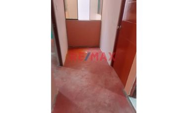 Vendo Casa De Dos Pisos Pachacutec Ventanilla