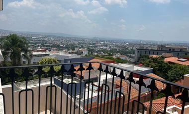 Excelente residencia impecable  en Loma Dorada, Querétaro