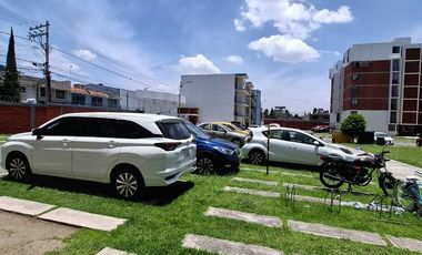 SE RENTA DEPARTAMENTO SEMINUEVO EN PRIMER PISO EN FRACC RIO NILO, STA CRUZ BUENAVISTA, PUEBLA