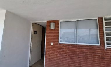 SE RENTA DEPARTAMENTO SEMINUEVO EN PRIMER PISO EN FRACC RIO NILO, STA CRUZ BUENAVISTA, PUEBLA