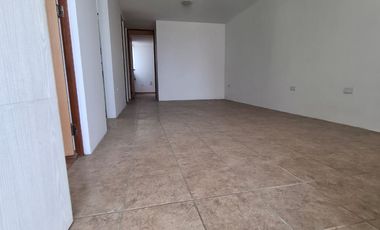 SE RENTA DEPARTAMENTO SEMINUEVO EN PRIMER PISO EN FRACC RIO NILO, STA CRUZ BUENAVISTA, PUEBLA