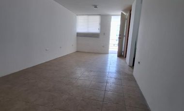 SE RENTA DEPARTAMENTO SEMINUEVO EN PRIMER PISO EN FRACC RIO NILO, STA CRUZ BUENAVISTA, PUEBLA