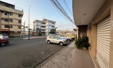 Se alquila Local Comercial en la Cdla. Las Brisas1