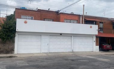 Casa en RENTA en la Colonia las Águilas