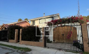 Se vende casa 4D/2B con departamento independiente 1D/1B, Jardines de Peñuelas, Coquimbo