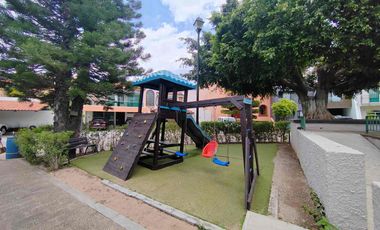 CASA EN VENTA PRIVADA LA JOYA