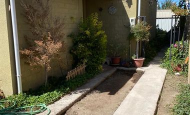 SE VENDE CASA CUMBRES DE BUIN