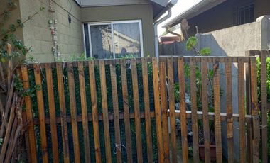 SE VENDE CASA CUMBRES DE BUIN