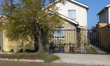 SE VENDE CASA CUMBRES DE BUIN