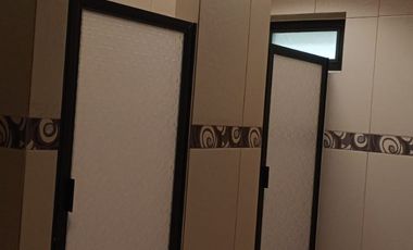 Edificio en renta con 7 oficinas o privados