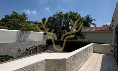 CASA EN VENTA EN PUERTA DE HIERRO