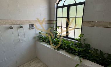 CASA EN VENTA EN PUERTA DE HIERRO