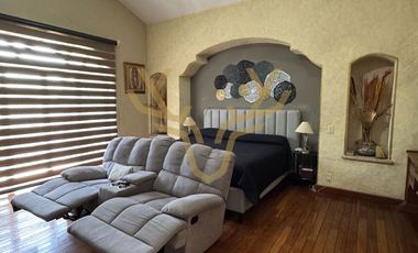 CASA EN VENTA EN PUERTA DE HIERRO