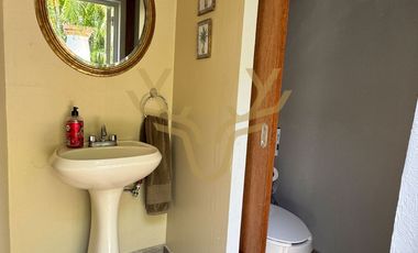 CASA EN VENTA EN PUERTA DE HIERRO