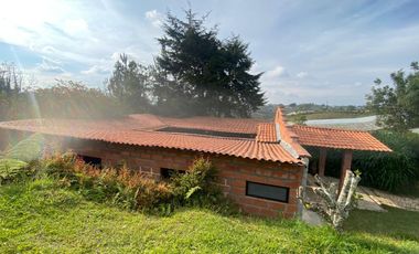 VENDO FINCA ENTRE MARINILLA Y EL PEÑOL