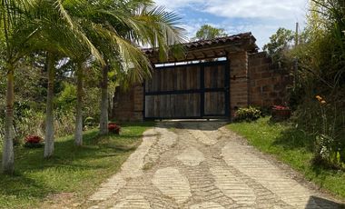 VENDO FINCA ENTRE MARINILLA Y EL PEÑOL