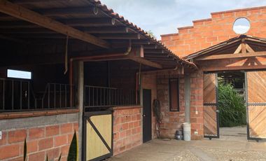 VENDO FINCA ENTRE MARINILLA Y EL PEÑOL