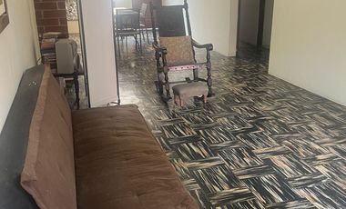 VENDO LINDA CASA CALLE TRANQUILA Y CENTRICA EN LOS CEDROS DE VILLA CHORRILLOS