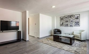 Penthouse de dos niveles con excelente ubicación