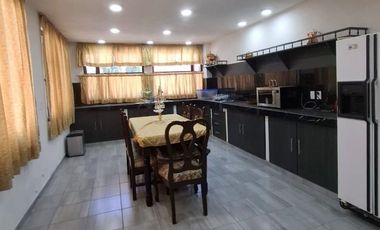 🏡 SE RENTA HERMOSA CASA AMUEBLADA – en Lomas Vista Hermosa.