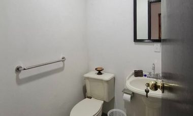 🏡 SE RENTA HERMOSA CASA AMUEBLADA – en Lomas Vista Hermosa.