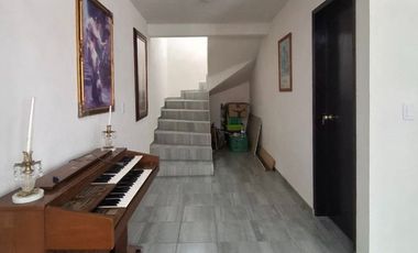 🏡 SE RENTA HERMOSA CASA AMUEBLADA – en Lomas Vista Hermosa.