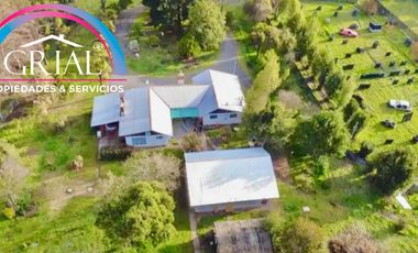 Gran Parcela con 2 casas y emprendimiento de Paintball